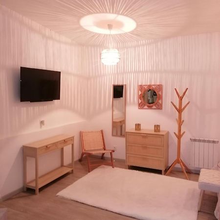 Appartement Appt L'Orientale 50M2 Avec Terrasse à Rouvroy  Extérieur photo