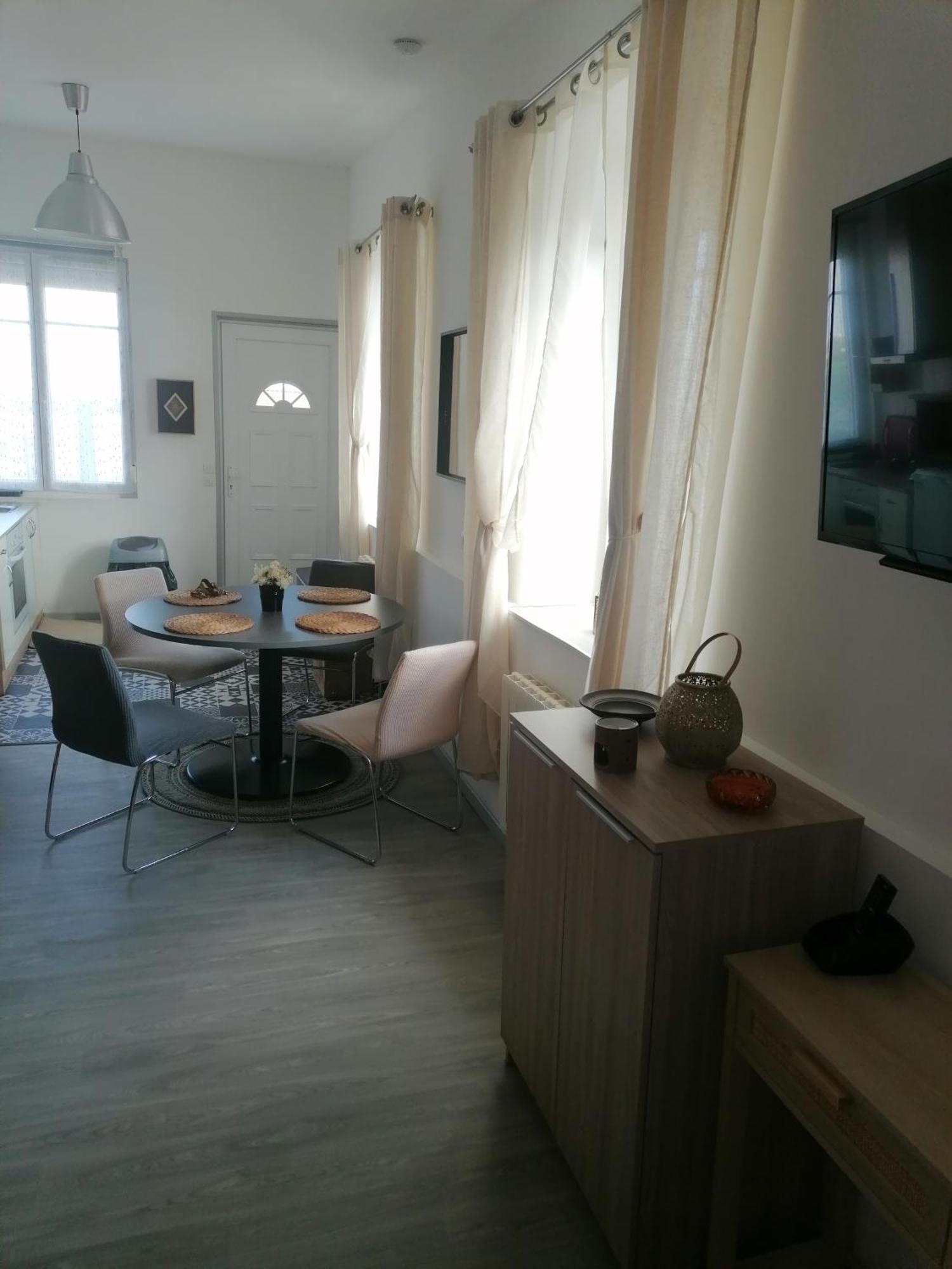 Appartement Appt L'Orientale 50M2 Avec Terrasse à Rouvroy  Extérieur photo